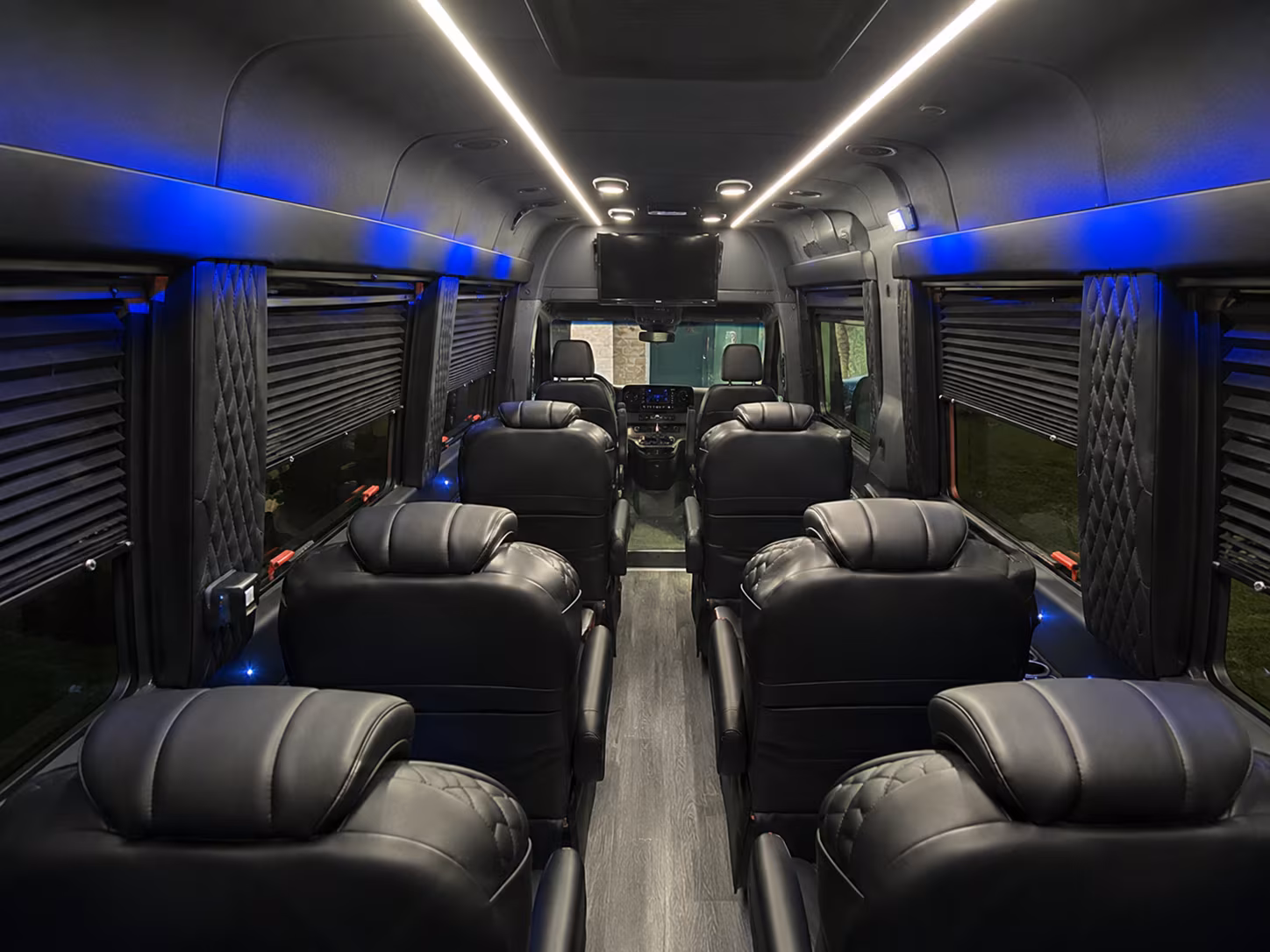Rent a Bus to Paine Field Airport in Everett