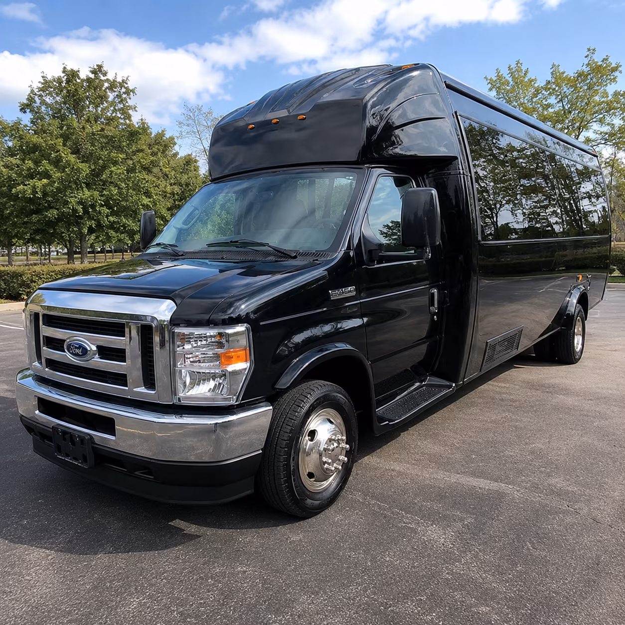 18 Passenger Party Bus Exterior