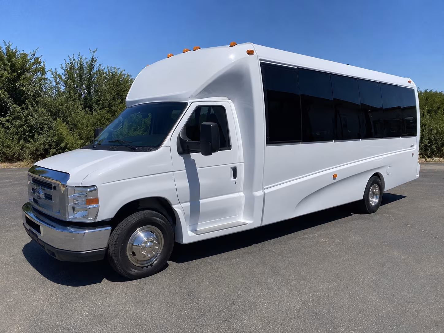 Bellevue Winery Tour & Pub Crawl Transportation