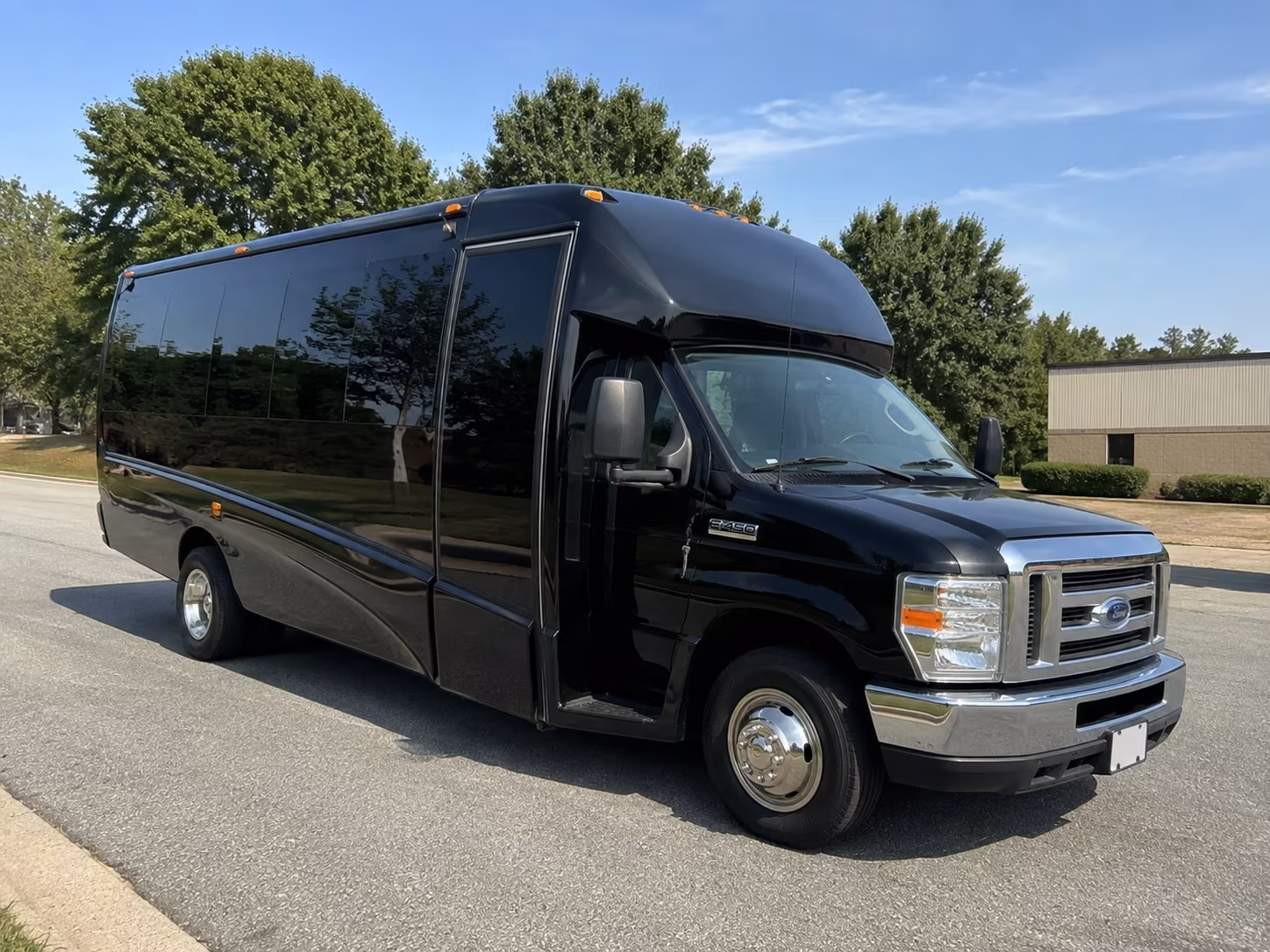 Everett Airport Shuttle & Transportation party bus exterior