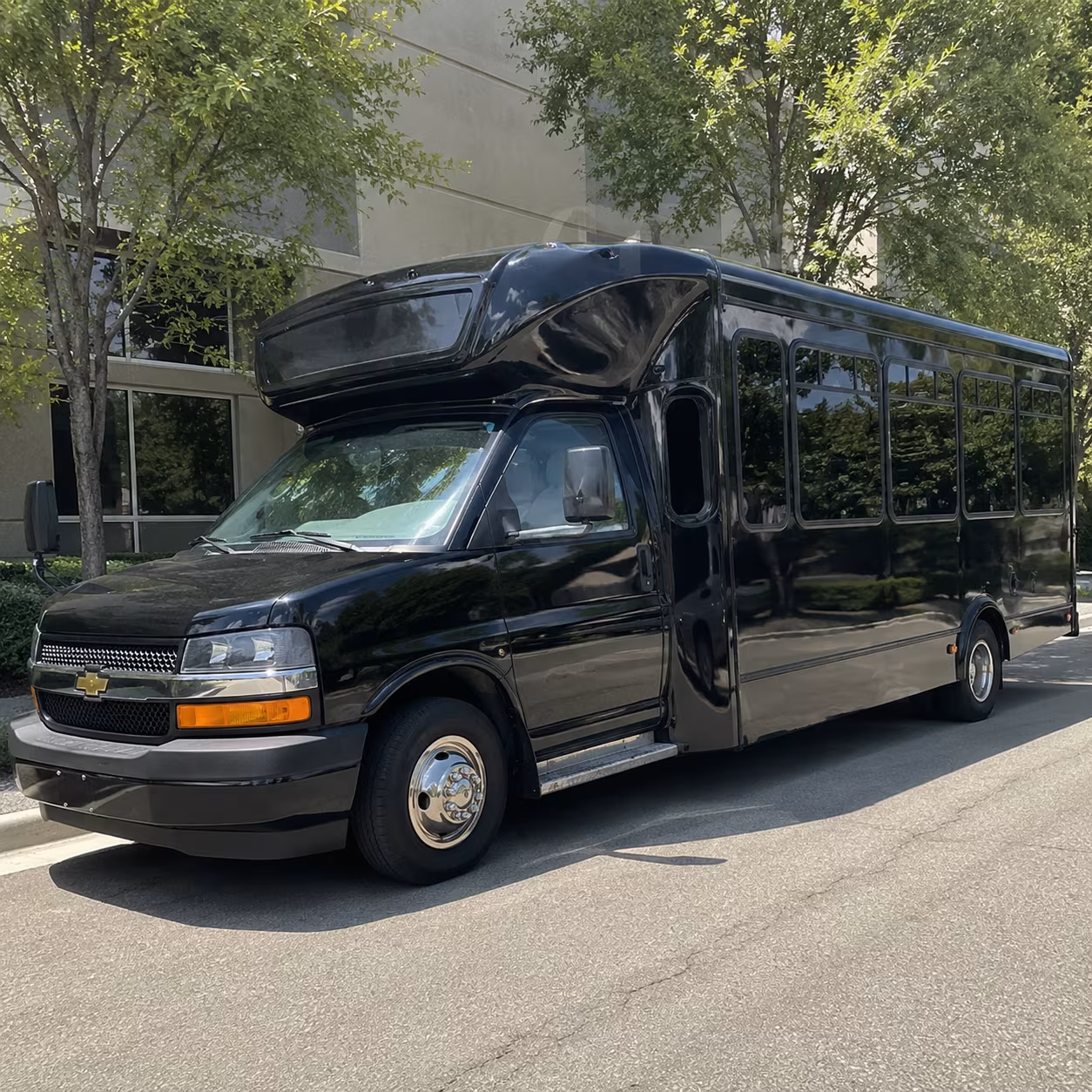 Everett Birthday, Sweet 16, & Quinceañera Transportation party bus exterior