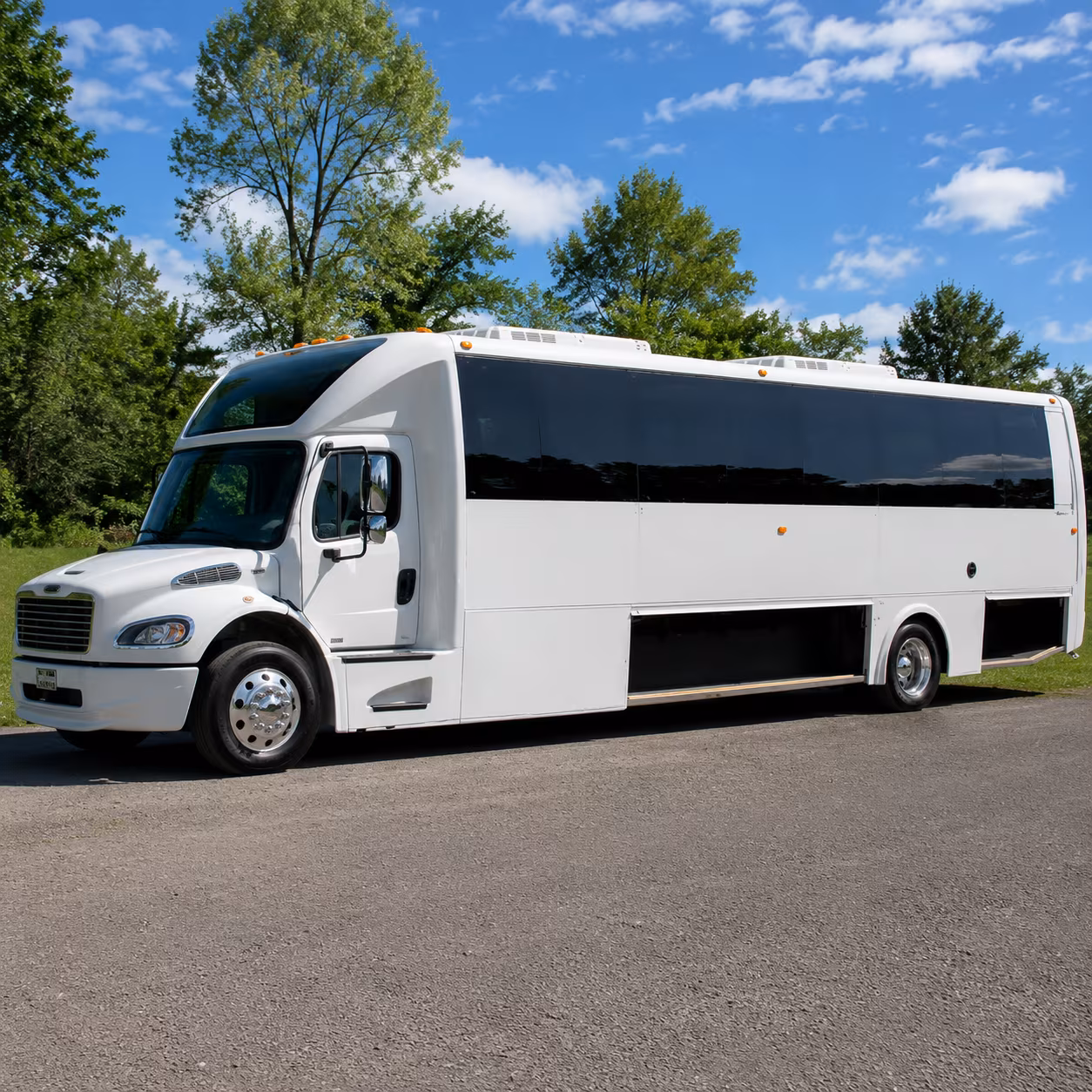 Everett Birthday, Sweet 16, & Quinceañera Transportation party bus interior