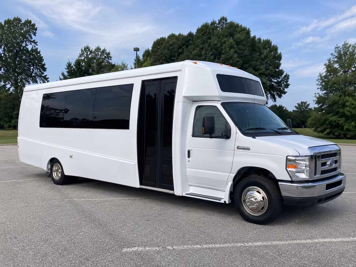 Everett Birthday, Sweet 16, & Quinceañera Transportation party bus exterior
