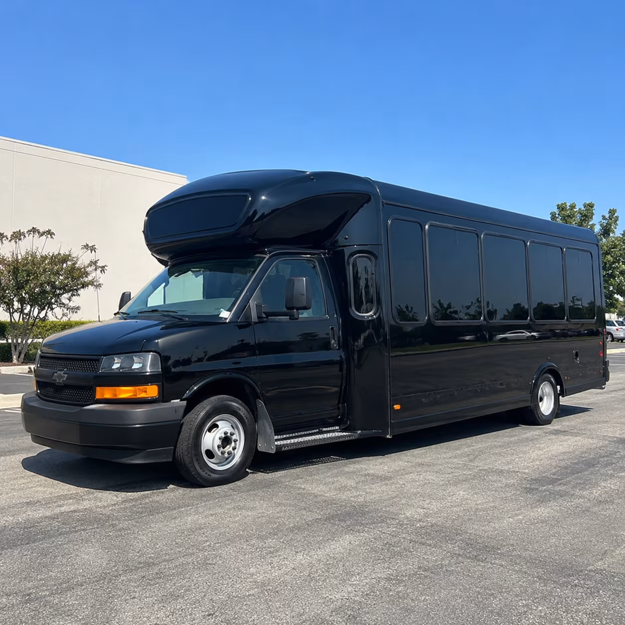 Everett Concert & Music Festival Transportation party bus exterior